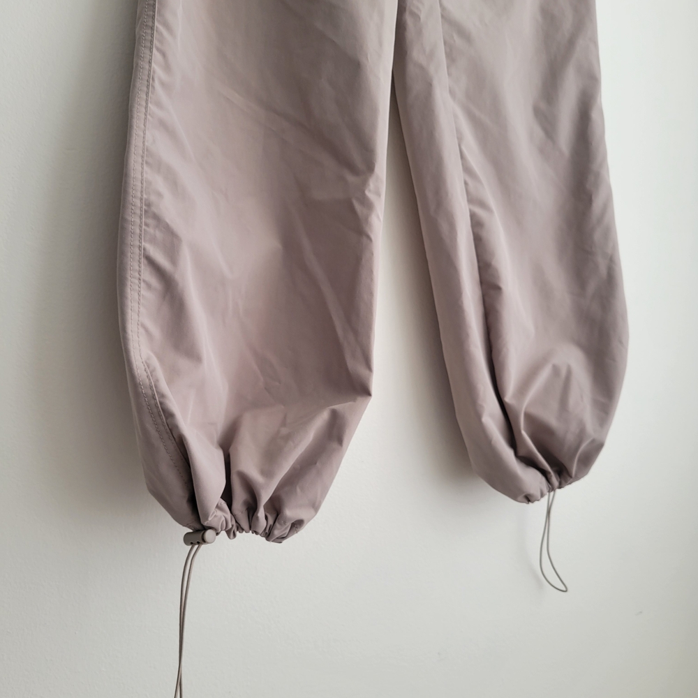 NWOT LOVE TREE Taupe Drawstring Waist Cargo Pants - Picture 4 of 5